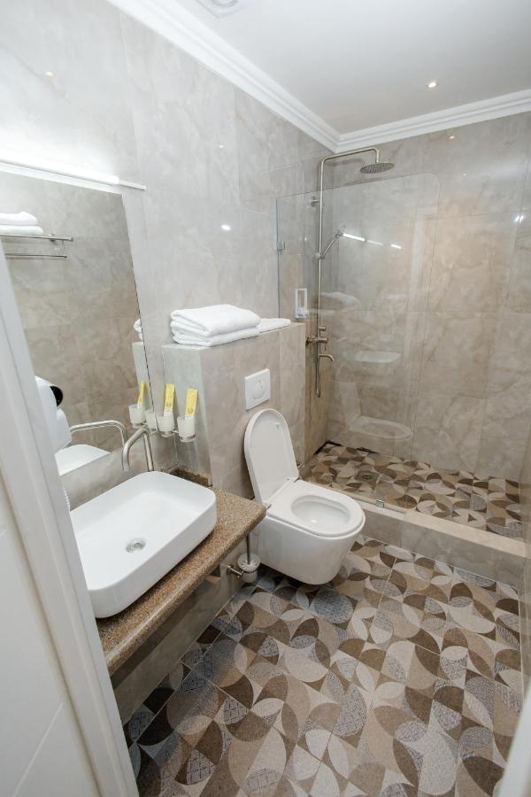 281 Hotel Бишкек Экстерьер фото