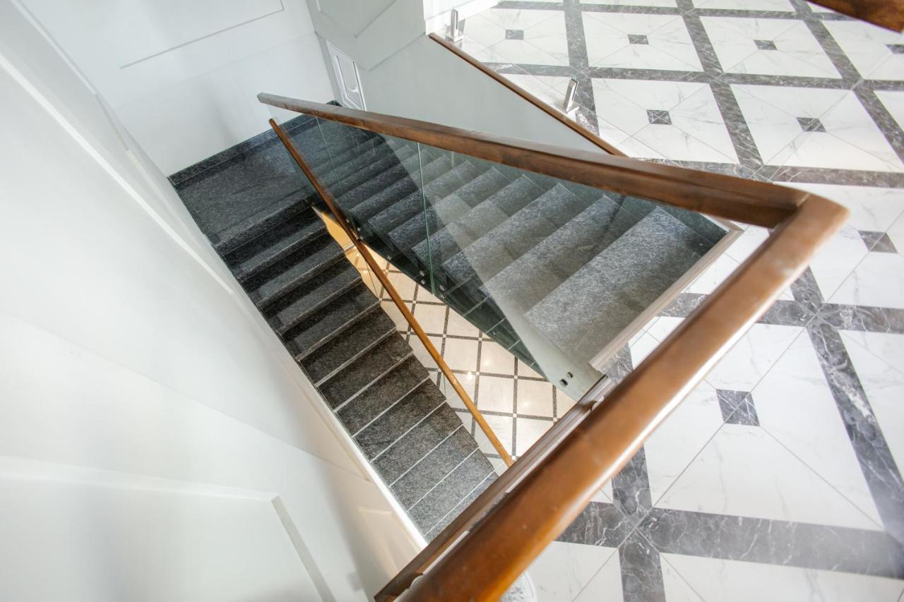 281 Hotel Бишкек Экстерьер фото