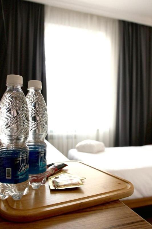 281 Hotel Бишкек Экстерьер фото